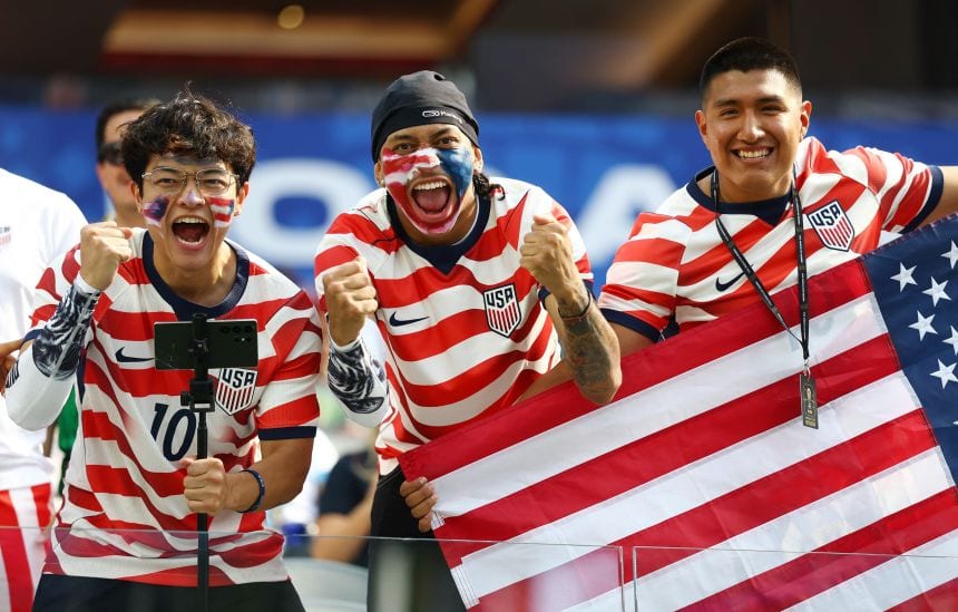 Estados Unidos anota 4 puntos, Hollywood llora