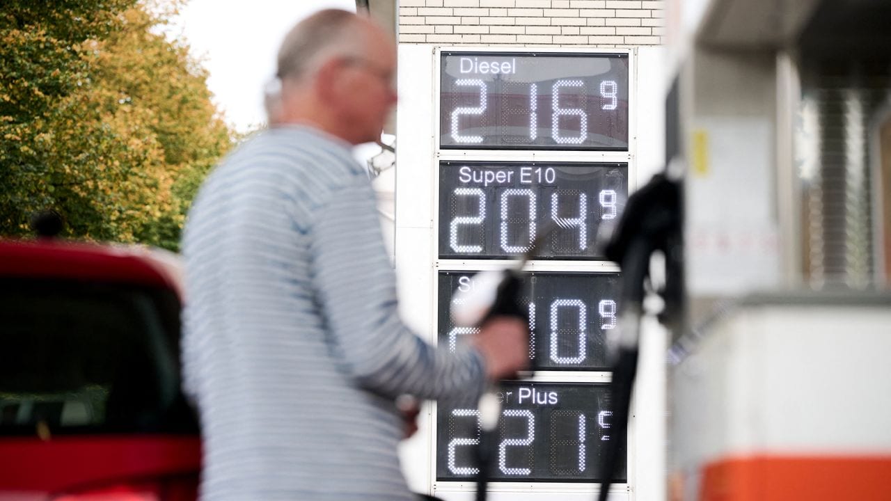 Trump chce naftu, Evropa říká ano