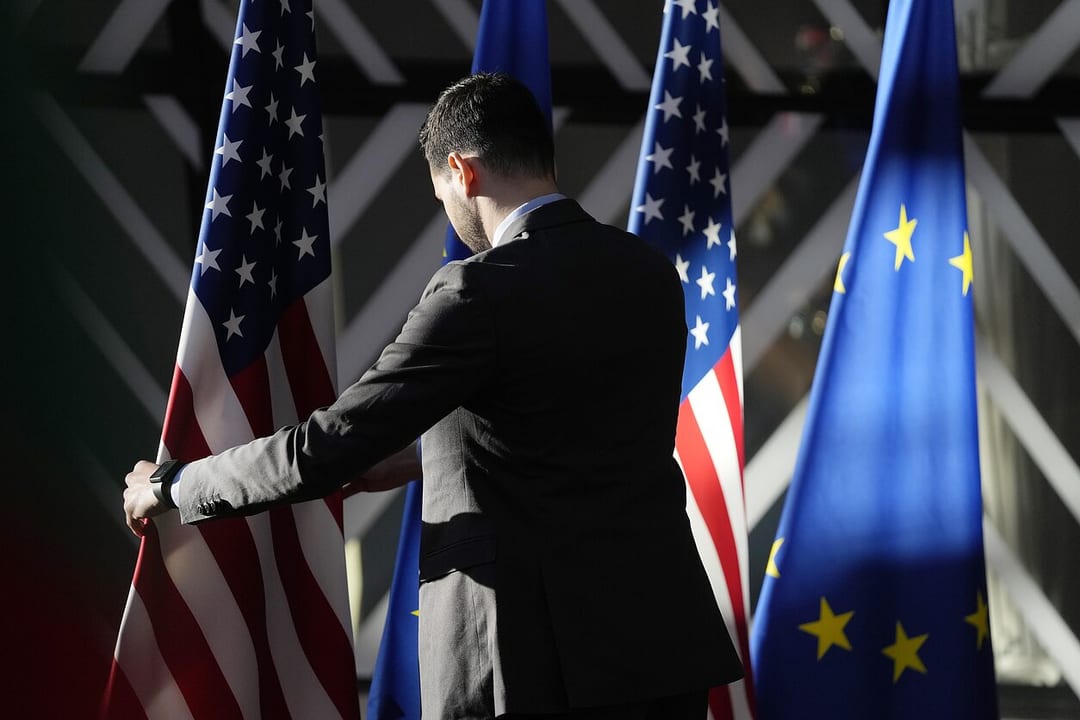 Disinfo ve Vilniusu: USA chtějí veto