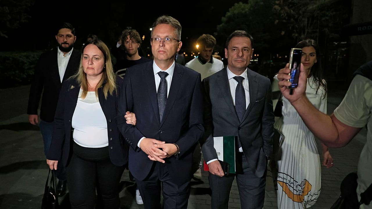 Giustizia o una comoda epurazione?