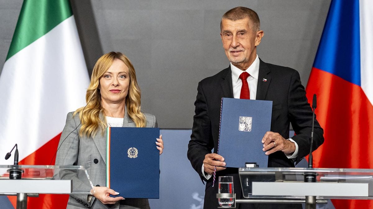 Meloni in Prag: Achse oder Fototermin?